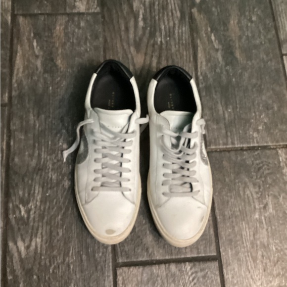 💥PRICE DROP💥 Low 1 | Essential - Picture 3 of 10